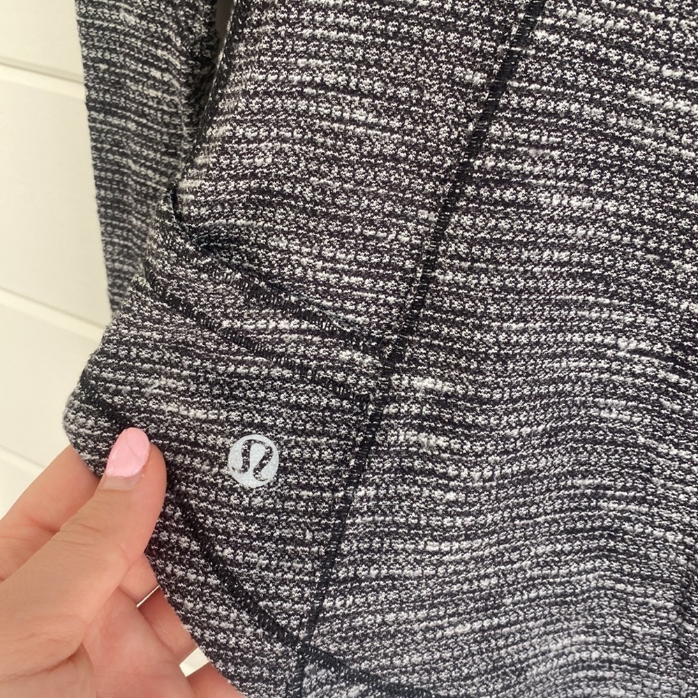 Lululemon | Grey Long Sleeve 1/2 Zip | Great Condition - Picture 5 of 8